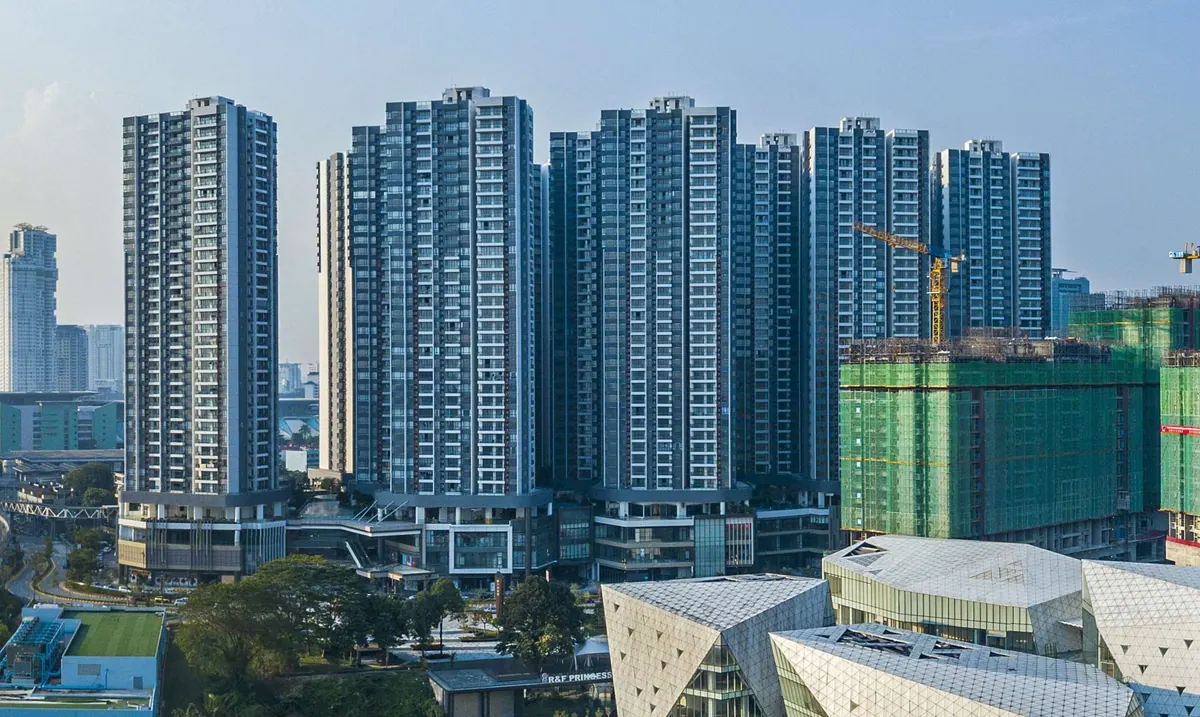富力公主湾夜景，新山情人网首页主视觉